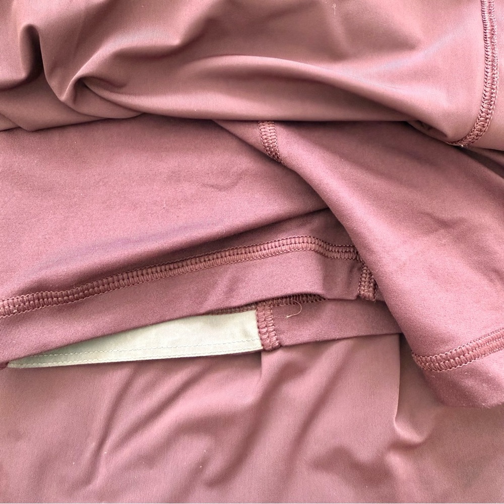 Lululemon Athletica burgundy short skirt size 4 US - Picture 6 of 7